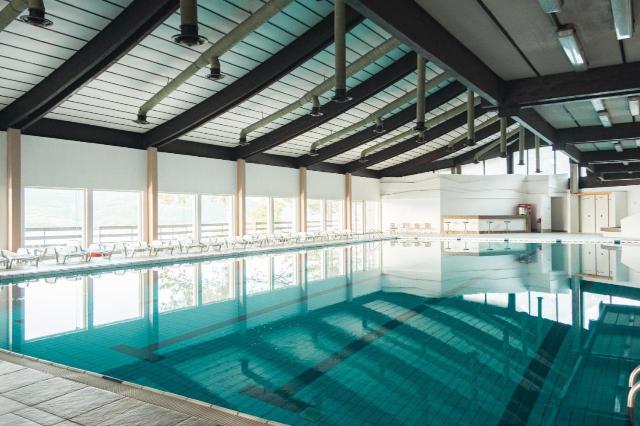 Hotel Lepenski Vir Donji Milanovac Buitenkant foto
