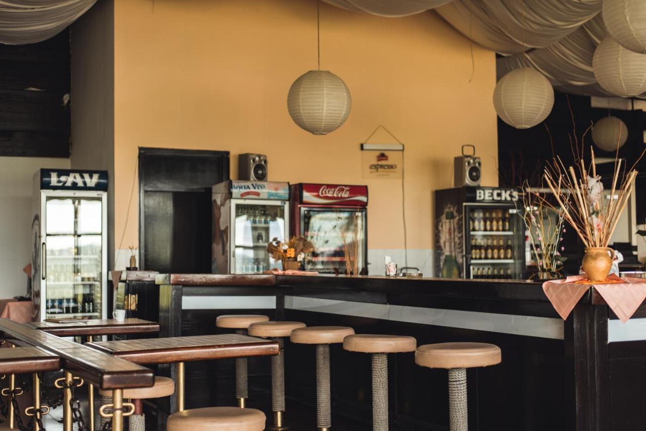 Hotel Lepenski Vir Donji Milanovac Buitenkant foto