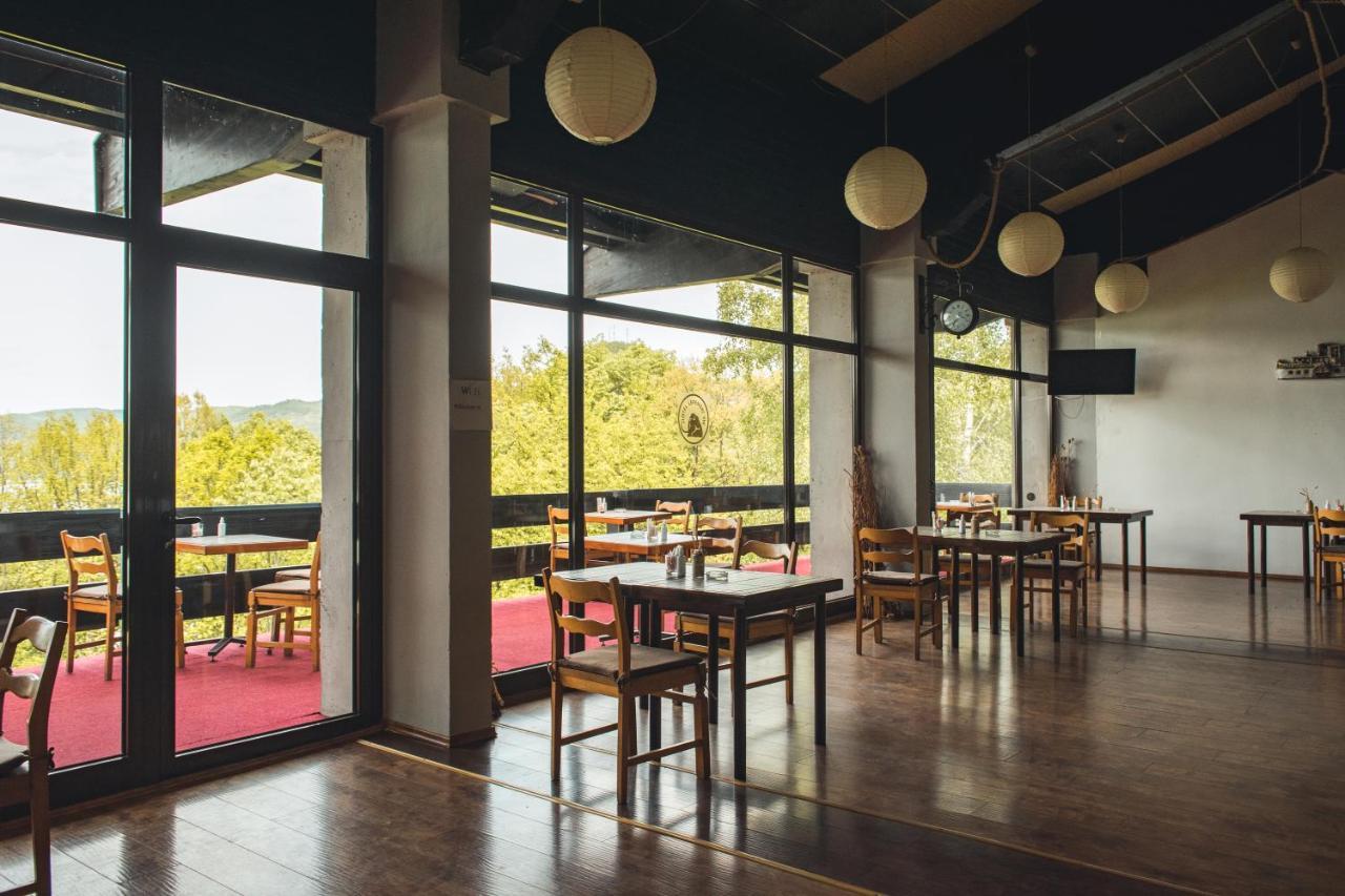 Hotel Lepenski Vir Donji Milanovac Buitenkant foto